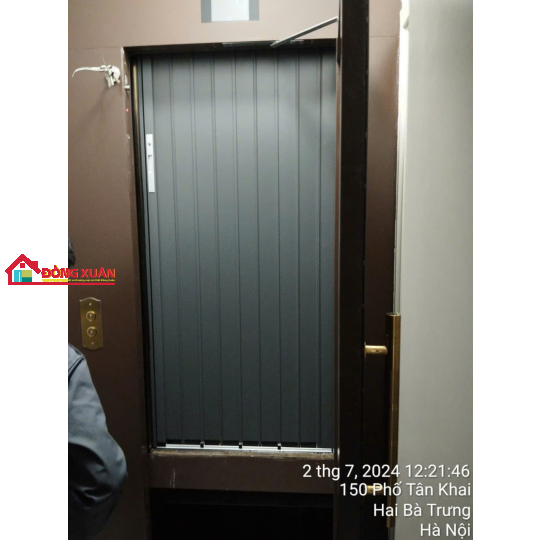 Cửa lá xếp nhôm